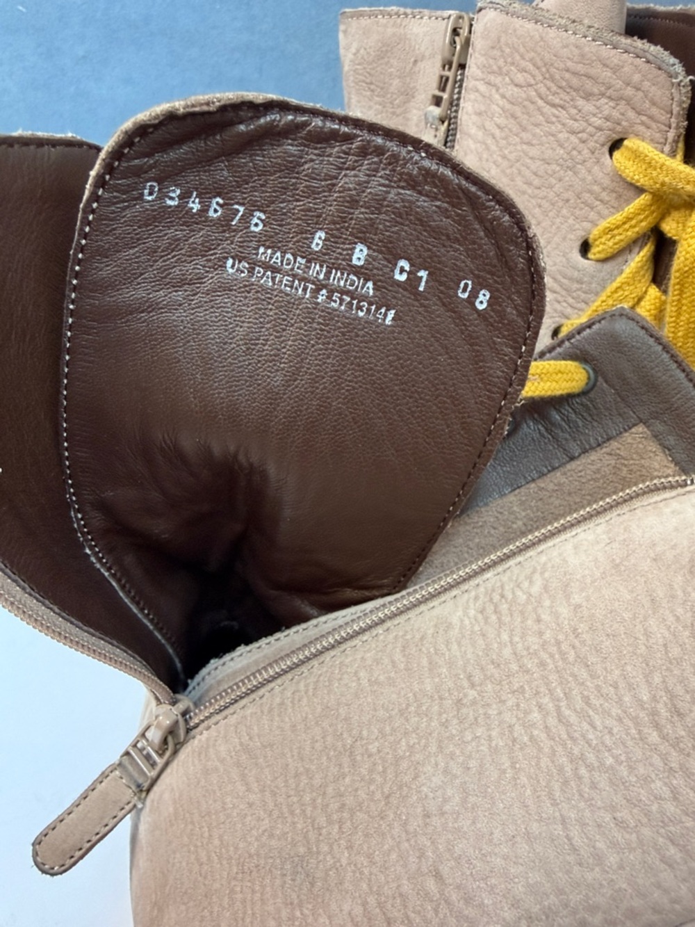 Cole Hann Women’s Taupe Suede Lace-Up Boots Nike Air with Yellow Laces - Picture 2 of 4
